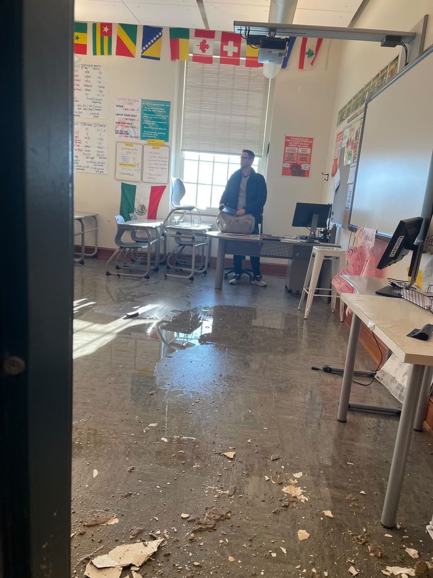 Henry Marks tweet media