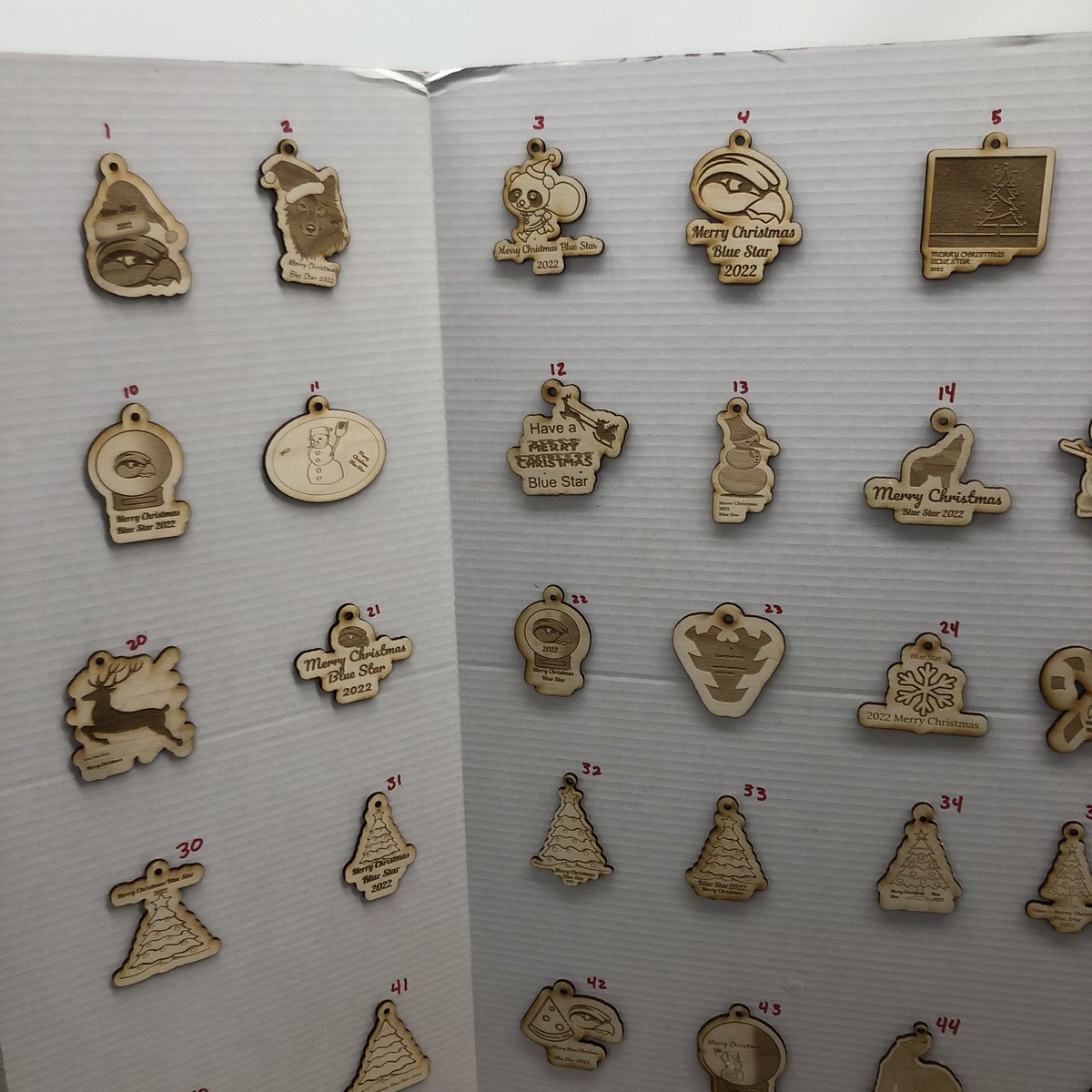 mrlosik's tweet photo. Each fourth grader created a laser-cut and engraved Christmas ornament with Chromebooks and @glowforge. Today Blue Star Elementary picks its favorite that will go on sale as the official school ornament after Thanksgiving. #MadeWithGlowforge #CreateWithChrome https://t.co/7CQ5fSH8wS