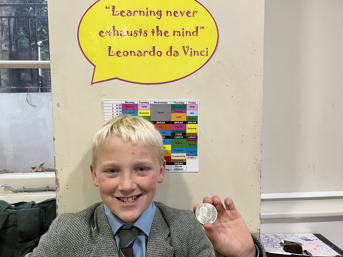 1965 commemorative Churchill crown coin - what a find! And some excellent autodidacticism and peer-enthusiasm along the way - hurrah! #NWSnlForm3