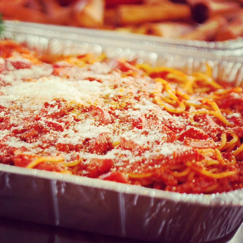 ColasantesWV's tweet photo. The holidays are here and we make the decision of what to bring easy. Pre order your favorite pasta dish. Call for more catering options that make the holidays hassle free. 🦃🎄

#eatlocal #catering #orderout #easydinner #morgantown #holidays https://t.co/EhfQ92lveR