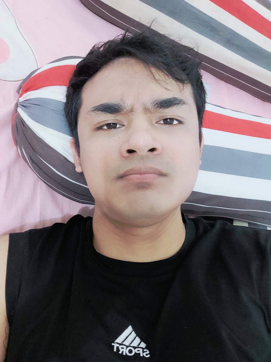 ipak69's tweet photo. ติ๋มเลยโกนหนวดแล้ว 😆 พร้อมไถหน้าใส่ https://t.co/OKXkbXQ4TH