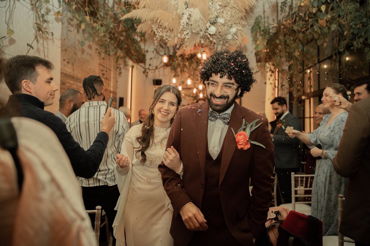 Assaadtaha's tweet photo. أمس كان ما شاء الله عقد قران وزفاف أبني مروان .. عقبال عندكم 🌹😄 https://t.co/H4mY9PJoOr