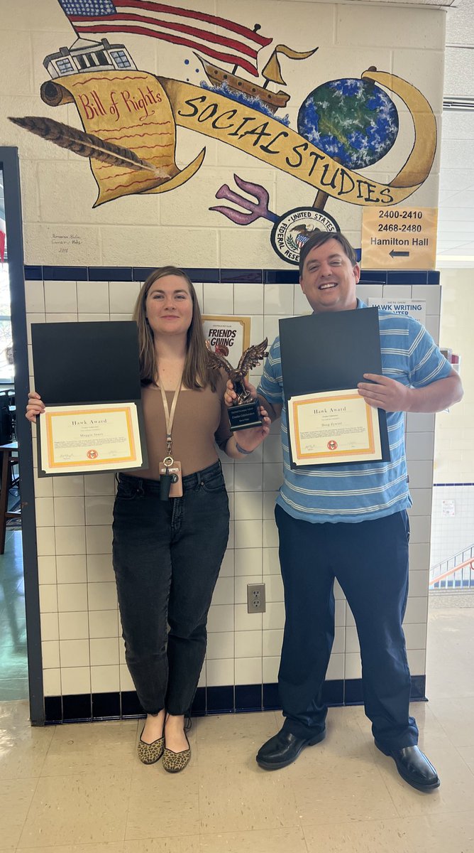 Name a better duo. I’ll wait… 🏆 

#CreativeCollaborstors 

@FCPSHayfieldSS 
<a href="/Ms_MJones15/">Mrs. Daniel</a>