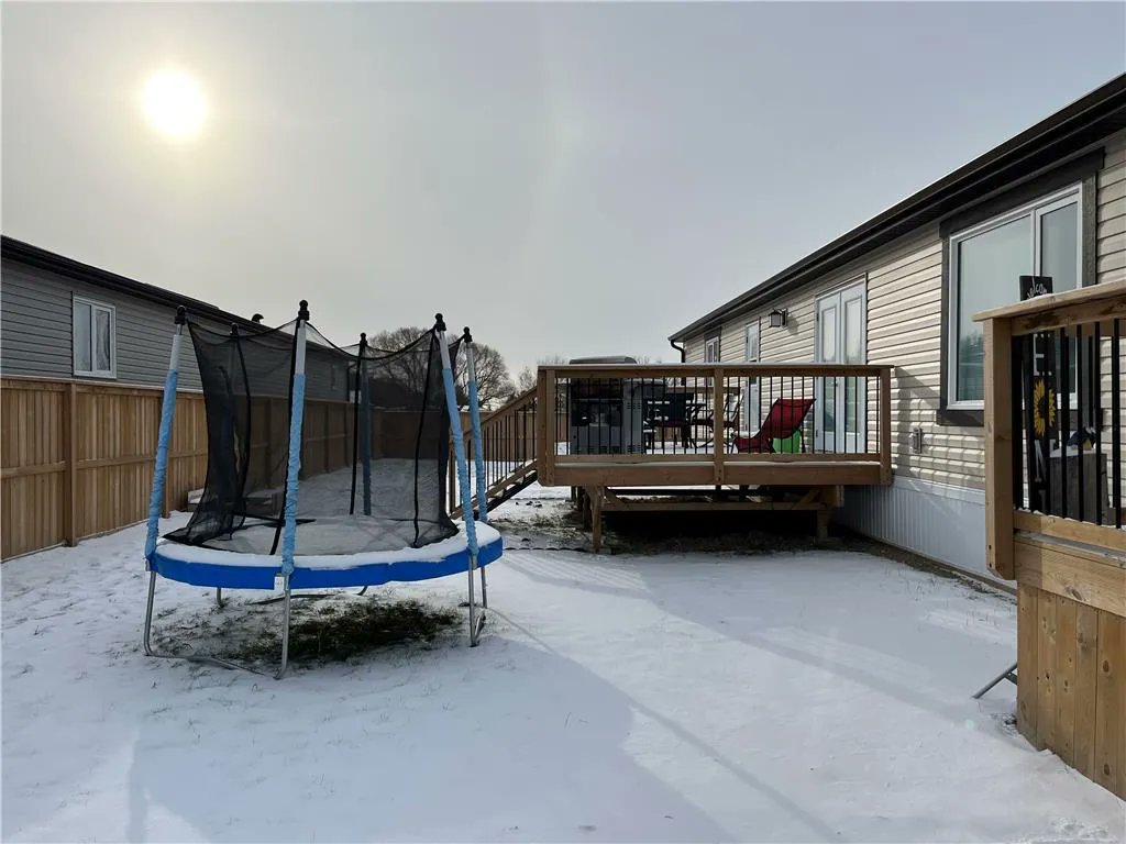 This home in the new area of Brentwood Village offers so much for this price point!
Bought new in 2020, this 3 bdrm, 2 bath has plenty of updates and offers you all the privacy and convenience you'll need! Listing price: $229,900.

bit.ly/918Brentwood

#RLP4Sale #bdnmb