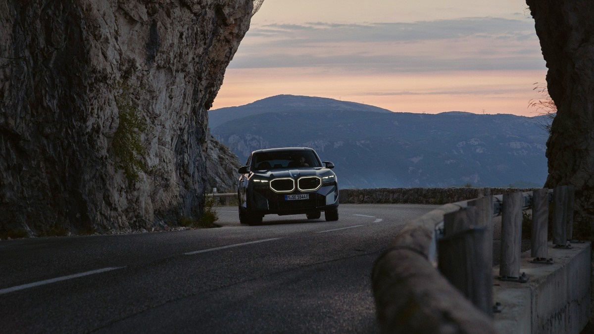 BMW's tweet image. 📂 Wallpapers
 └🖥 Desktop
      └🚙 THE XM (💝)