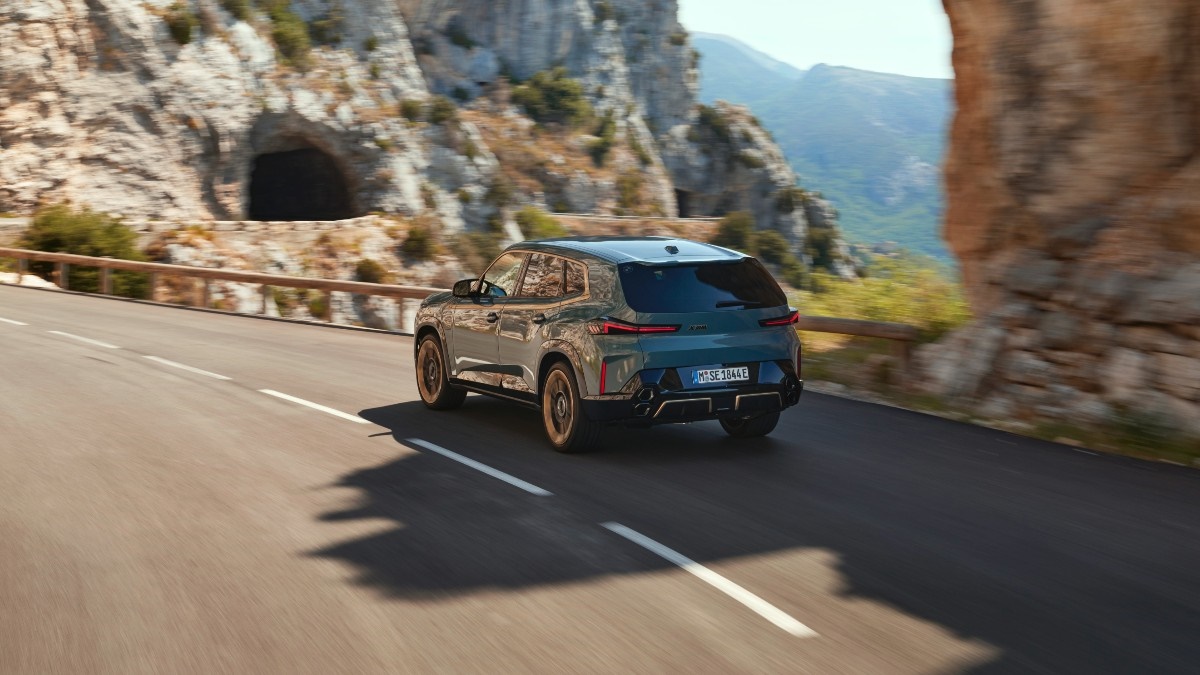 BMW's tweet image. 📂 Wallpapers
 └🖥 Desktop
      └🚙 THE XM (💝)