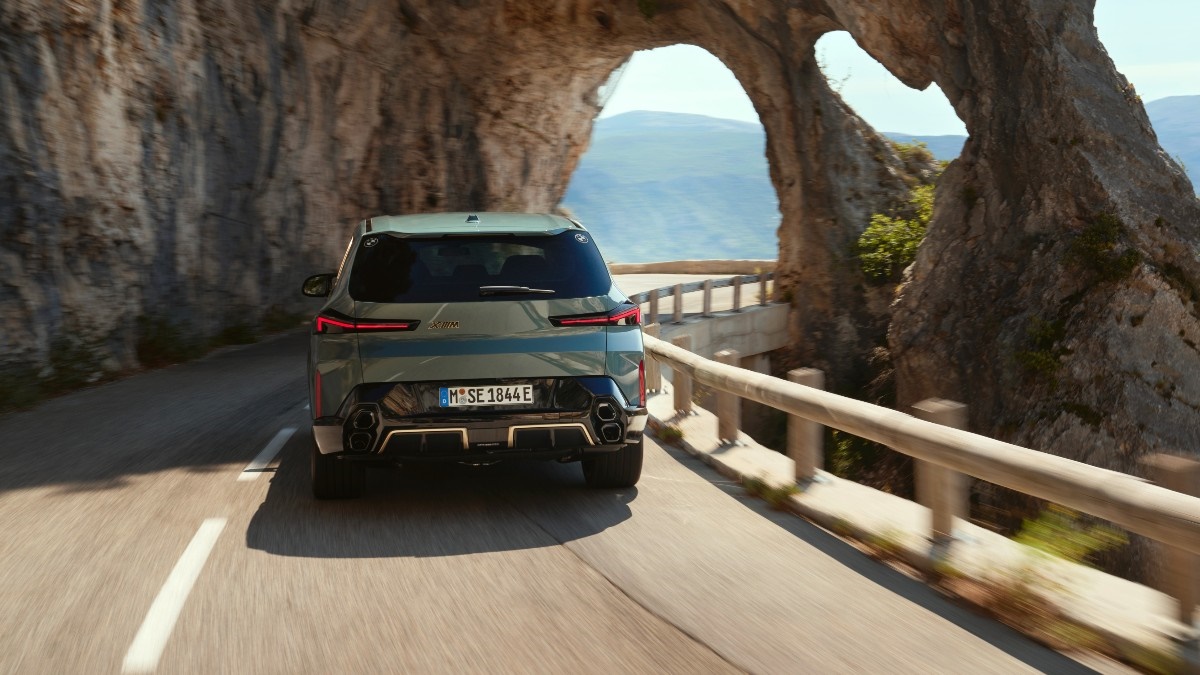 BMW's tweet image. 📂 Wallpapers
 └🖥 Desktop
      └🚙 THE XM (💝)