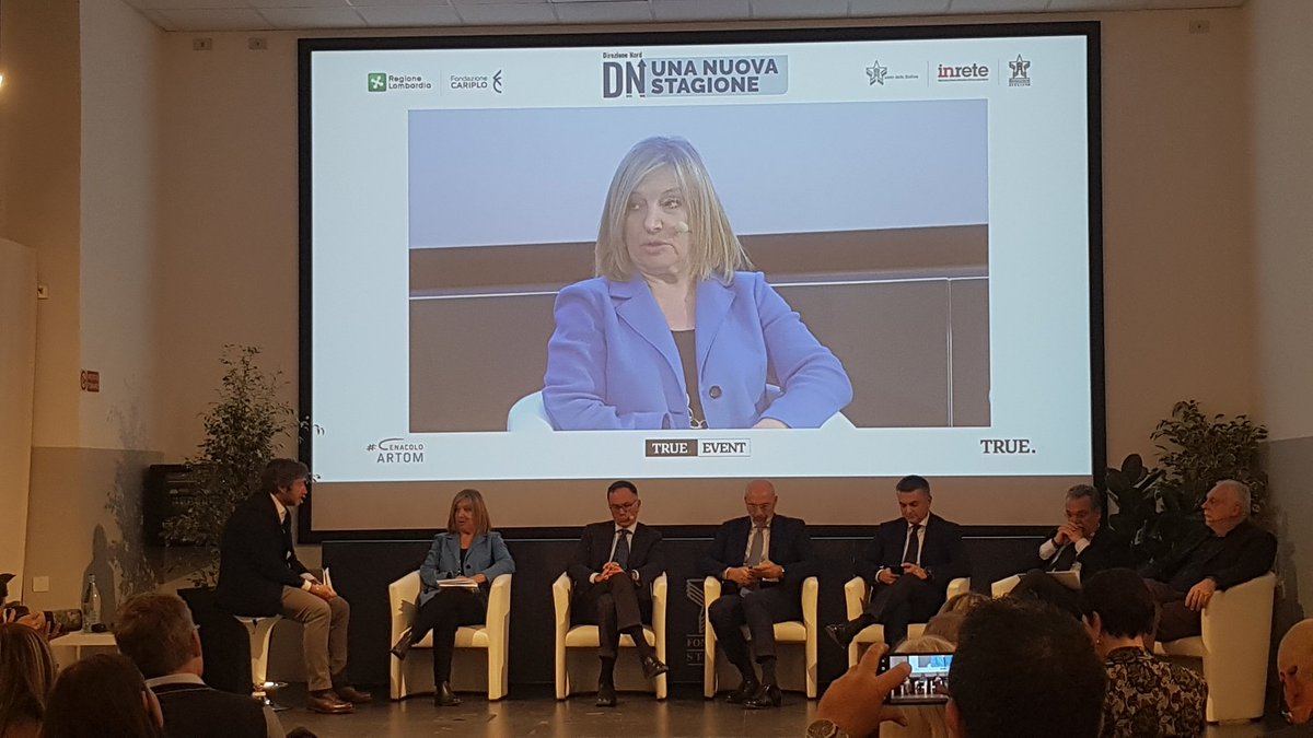 CopmaItaly's tweet photo. "La collaborazione tra pubblico e privato è fondamentale: il lavoro condiviso tra le istituzioni e gli innovatori è importante per incoraggiare le persone  ad avere più fiducia e utilizzare i mezzi pubblici. Il #PCHS può fare la differenza"
- Silvia Grandi, Presidente #Copma https://t.co/mYVohCa98d