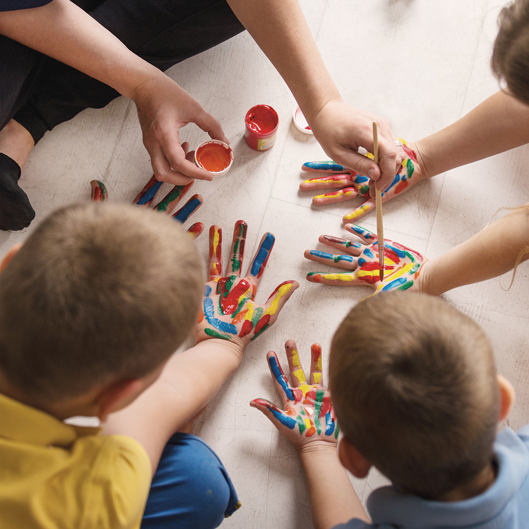 Pour rencontrer et échanger avec les <a href="/soeurslampions/">Soeurs Lampions</a> et les personnes engagées dans l’association ALEPA, participez au 2nd webinaire gratuit sur l’accès à la culture des personnes avec TSA.
Rendez-vous mercredi 30 novembre à 20h30.
Inscrivez-vous vite ! bit.ly/3S3fFgD