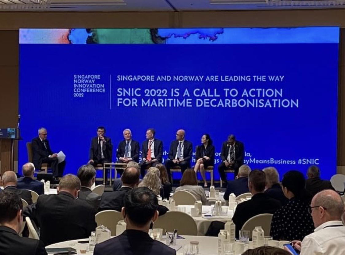 Menn i dress + Zalo =