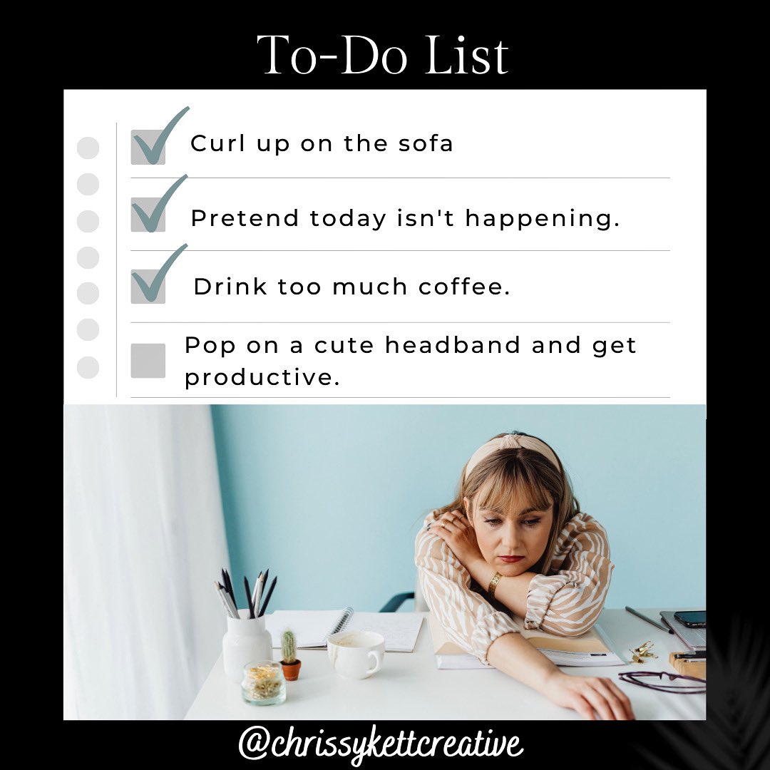 It’s Monday. Bring on the admin. 👩‍💻💻✍️📚 

#teacherlife #englishteacher #dramateacher #freelance