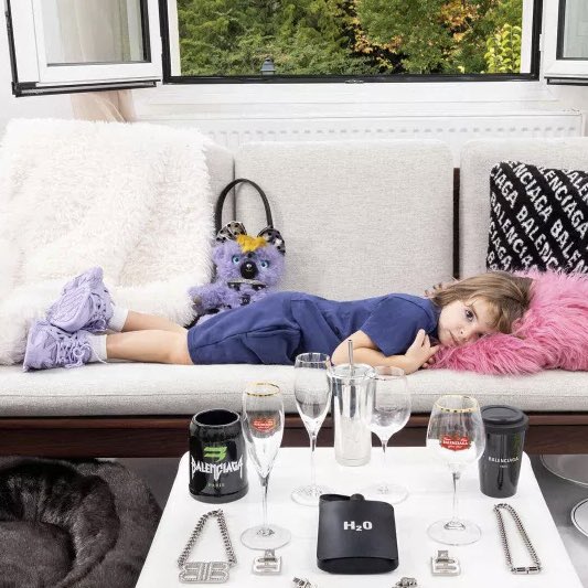 xhoop's tweet image. Hey Photographers : 
When Balenciaga hires you to shoot their new lookbook &amp;amp; you show up to find a toddler laid across a sofa with wine glasses &amp;amp; bondage gear arranged around them, you walk away. Period.