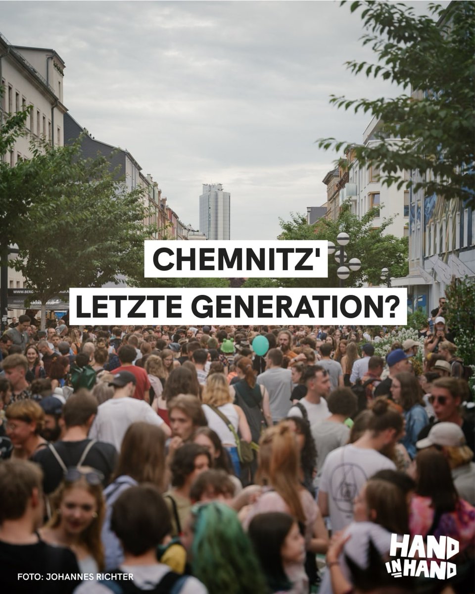 HiH_Chemnitz's tweet photo. Chemnitz' letzte Generation? Wie das Dezernat 5 unsere Zukunft verhindert. 

#HandinHand #Chemnitz #Chemnitz2025 #Kulturhauptstadt 
📸: Johannes Richter https://t.co/ZIMZenczNV