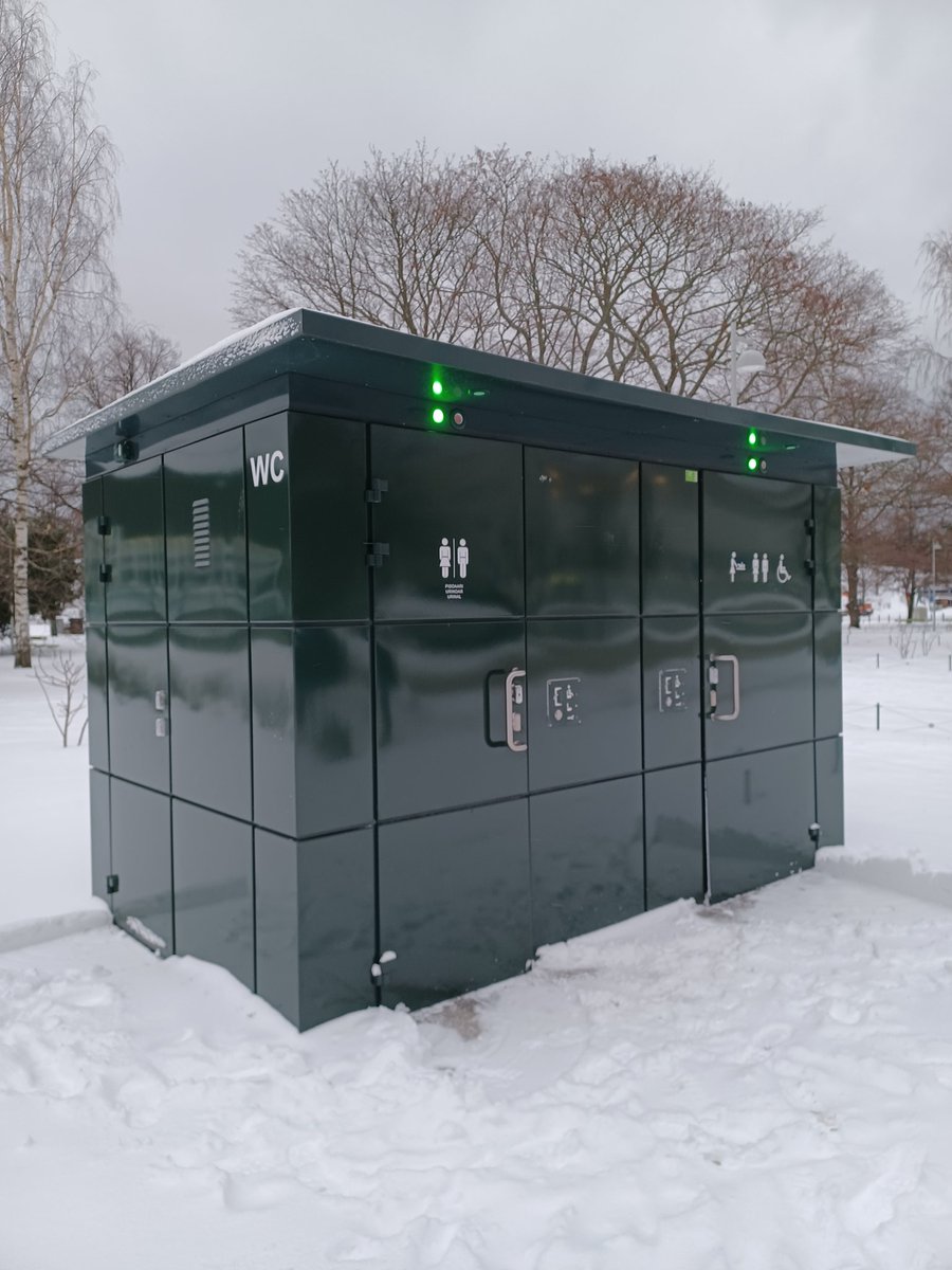 Just here to report that Helsinki has open, public, fully winterized, efficient, accessible and clean washrooms in every park. And maybe I hid in one for a few minutes trying to warm up from the windchill of -12°C.