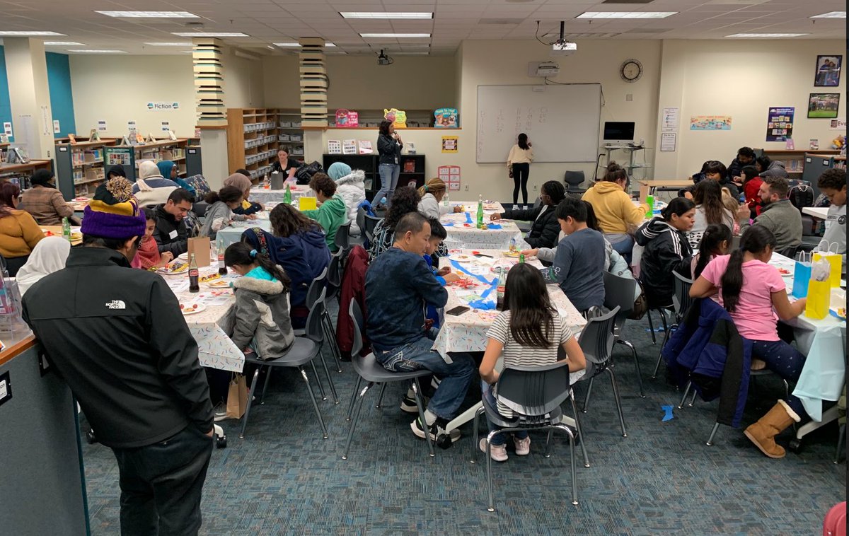 196Multilingual tweet media