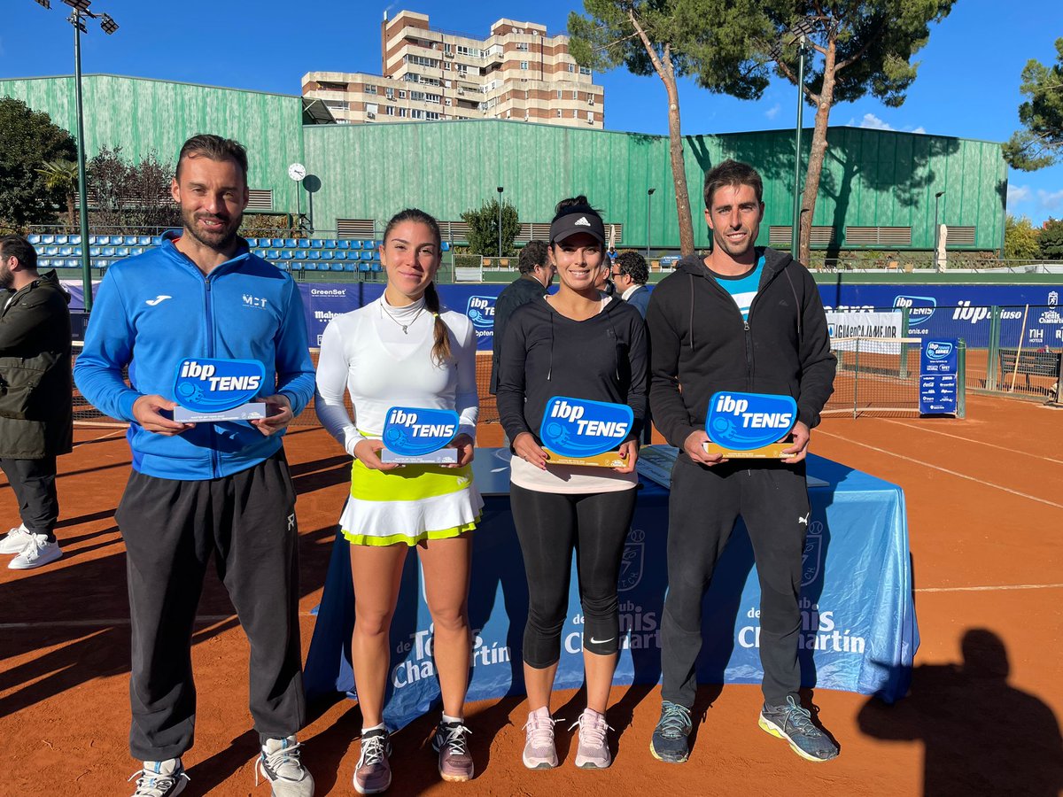 🎾 Enrique López y María José Luque han sido los campeones del Master IBP Tenis 2022, donde han participado las mejores raquetas del panorama nacional. ¡Nuestra más sincera enhorabuena! 👏🏻 ctchamartin.es/master-ibp-ten… #Tenis