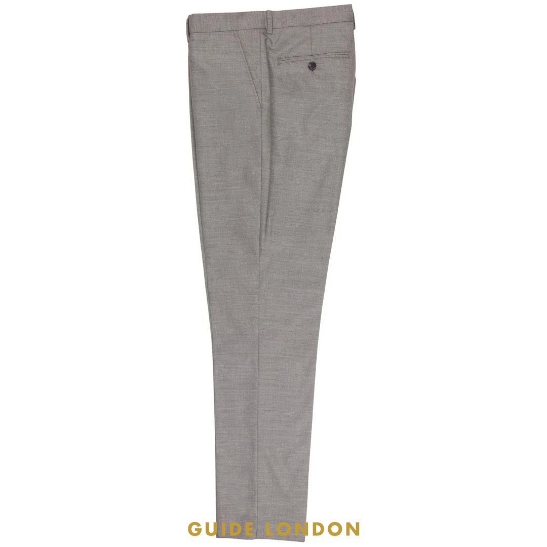 GuideClothing's tweet photo. Stitch detail trousers.
Refresh your formal this season with the relaxed fit smart trousers. Featuring button fastening and stitch line detailing with a floral lining.
#guide #guidelondon #guidelondonshirt #menswear #mensweardaily #menswearclothing https://t.co/6HYcBO3rsA
