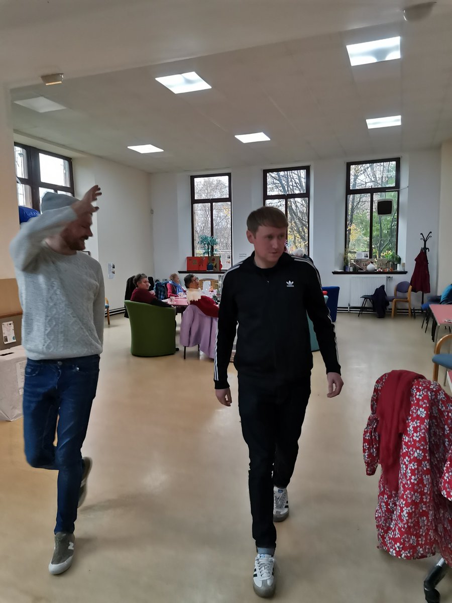 DRCYouthProject's tweet photo. It was a pleasure to donate and deliver some of our unwanted office furniture as a result of the refurb of unit 3 into a health and beauty suite which is in partnership with @KnightswoodSec. The comfy chairs went down a treat #community #resources #sharing #intergenerationalwork https://t.co/AArGrhfl9K