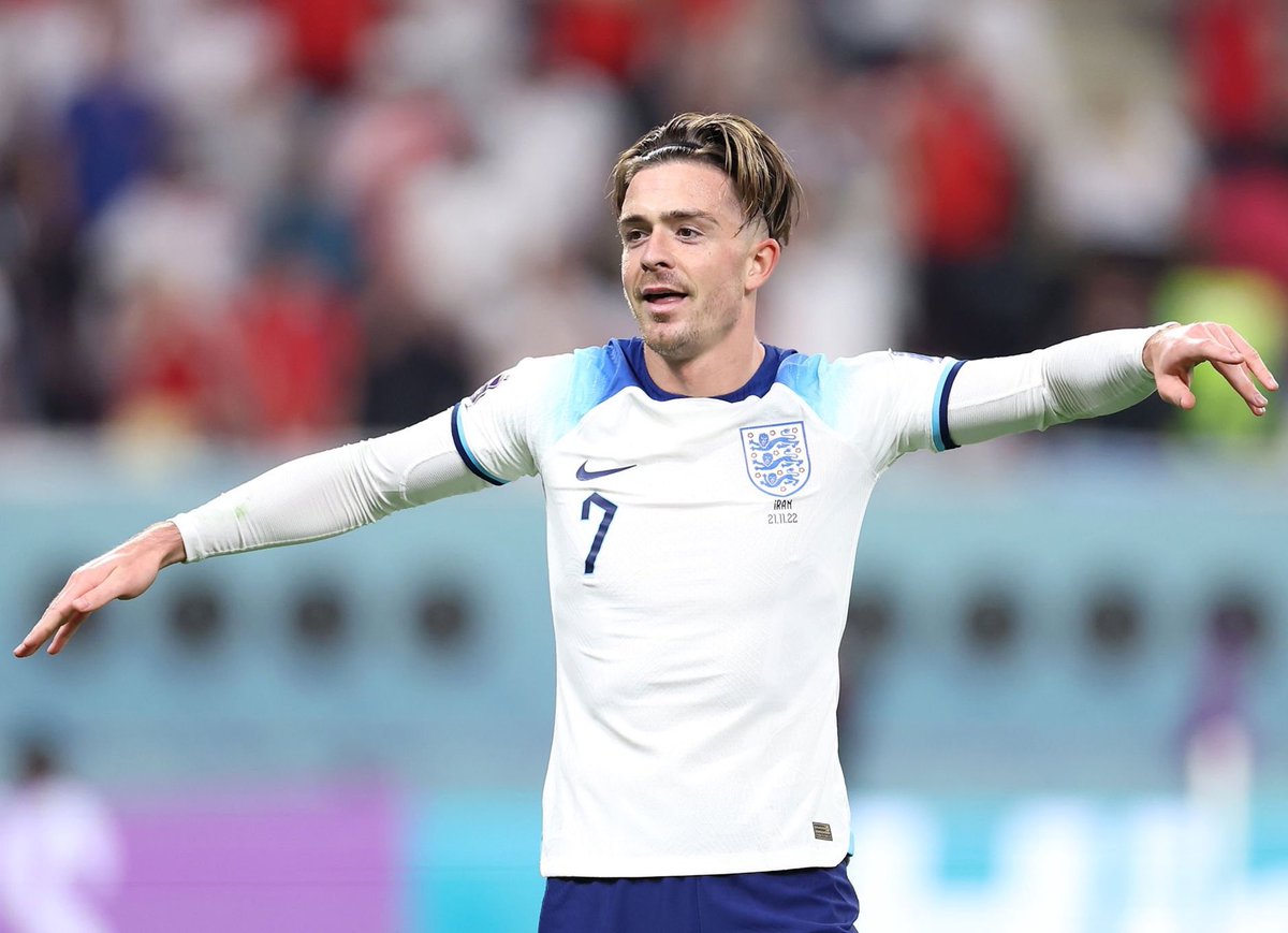 MirrorFootball's tweet photo. A man of his word @JackGrealish ❤️️

#ENG #IRN #FIFAWorldCup https://t.co/OGDMyl4GEh https://t.co/kSXHUdnpQe