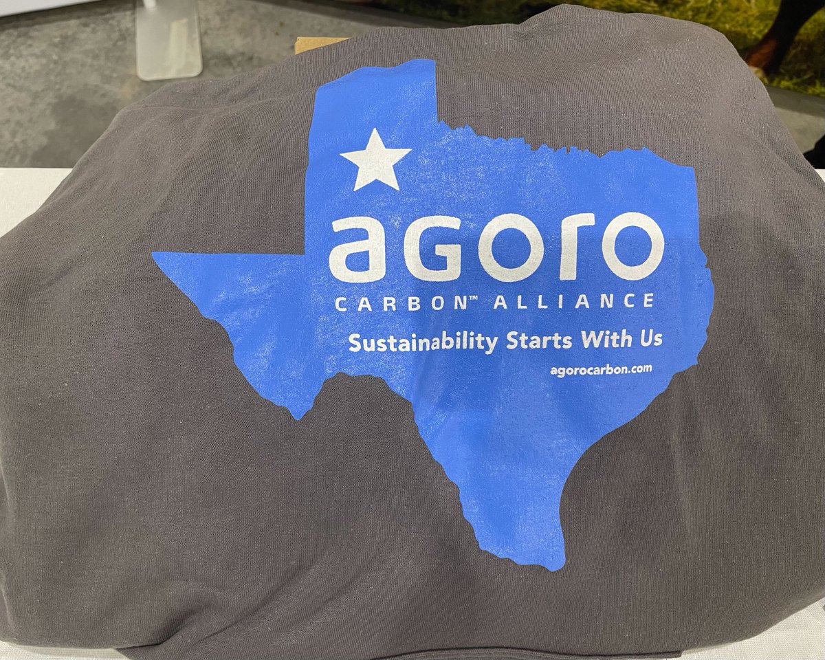 AgoroCarbonUS's tweet photo. Sustainability starts with us! Here are moments from our customer appreciation event in Knox City, TX this past weekend. We collaborated with our partner Cedar Ridge Aviation to shower our farmers and ranchers. #carboncropping #carboncredits #farmbased https://t.co/rLn6Fydznc