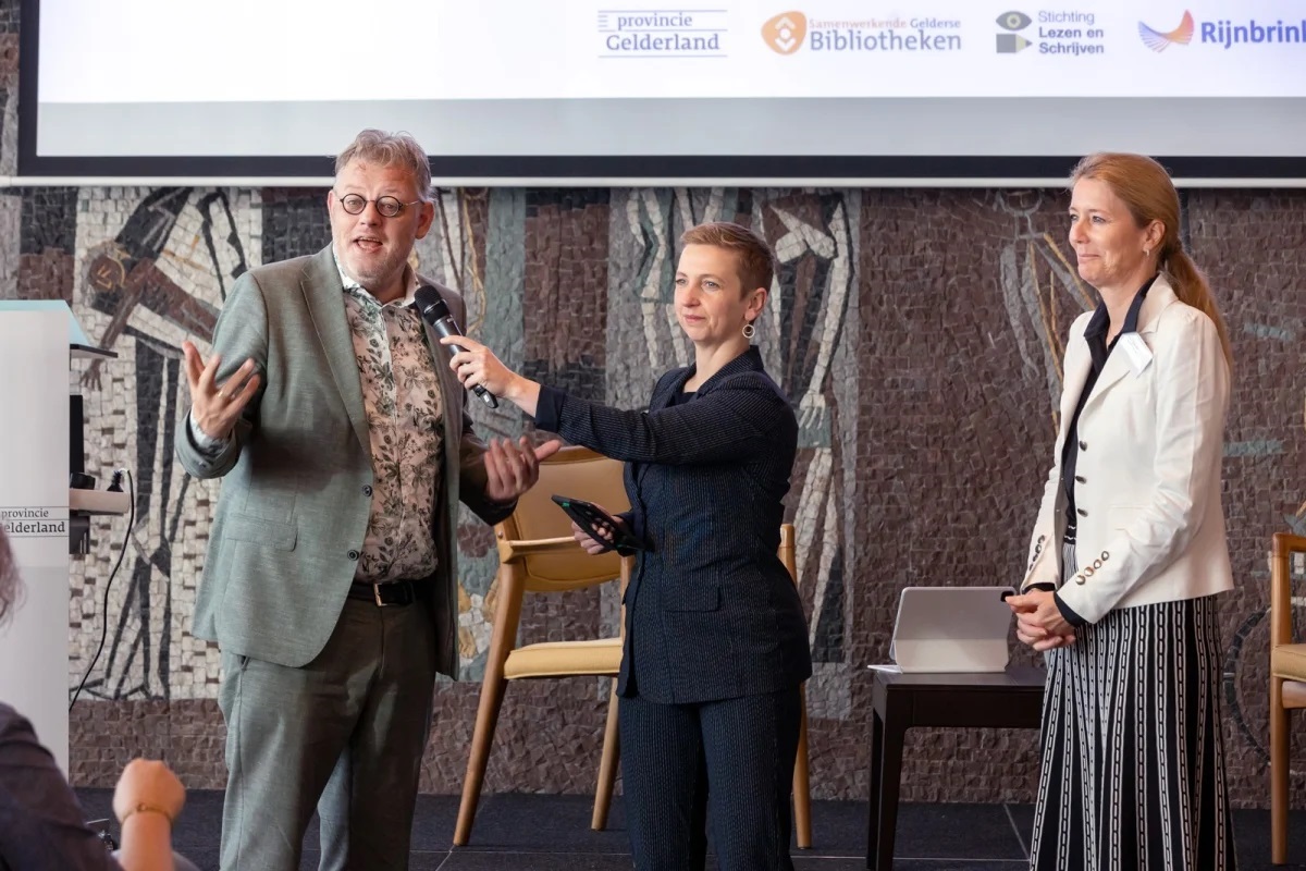 Hoe vinden én bereiken we mensen die moeite hebben met lezen, schrijven en digitale vaardigheden? Dat bespraken we tijdens de conferentie #GelderlandGeletterd. Bekijk de terugblik: app.hellodialog.com/online/474984/…
#basisvaardigheden #samenwerken