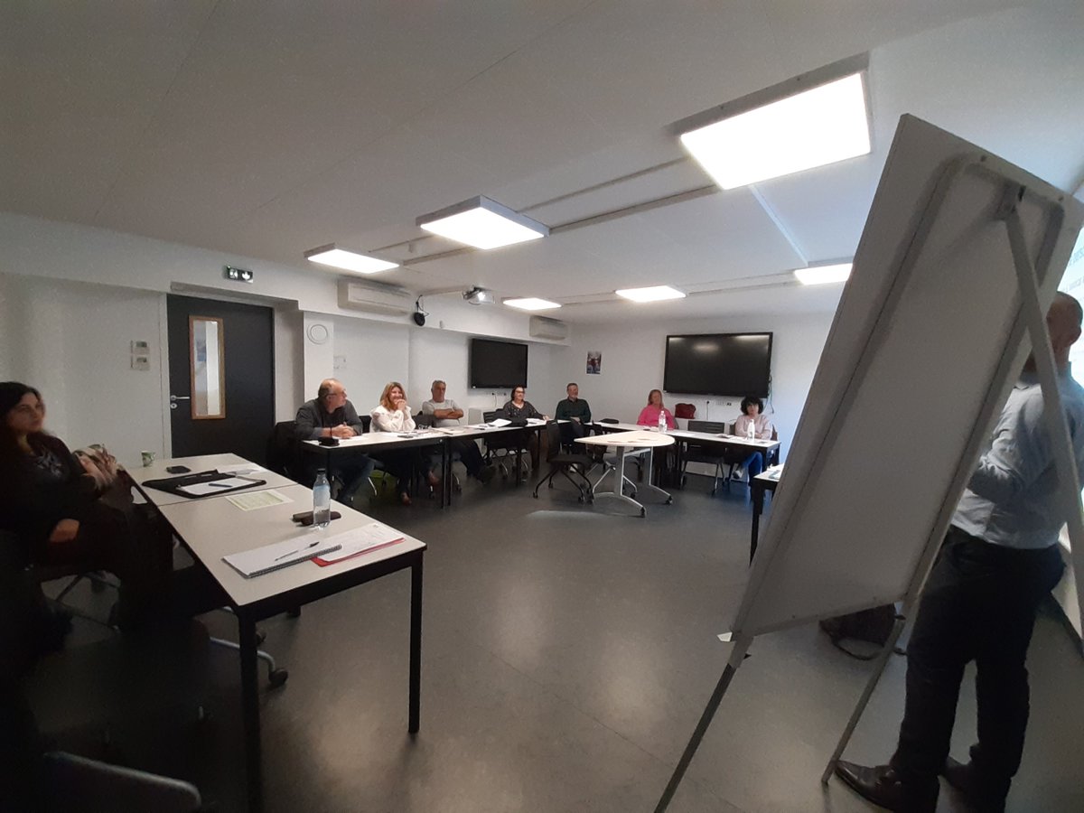 👨‍🎓 Formation des référents handicap de l’État organisée par la préfecture de Corse.

👉 2 jours d’échanges appréciés par les référents, qui seront amenés à recruter et accompagner des agents en situation de handicap.

#SEEPH #PFRH #Handicap #Corse