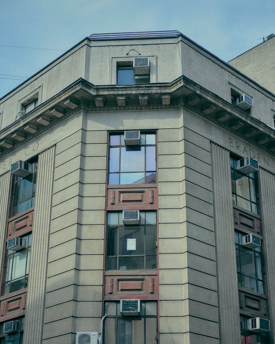 fsal_ph's tweet photo. Buildings of Santiago https://t.co/lwnLMdvrT8