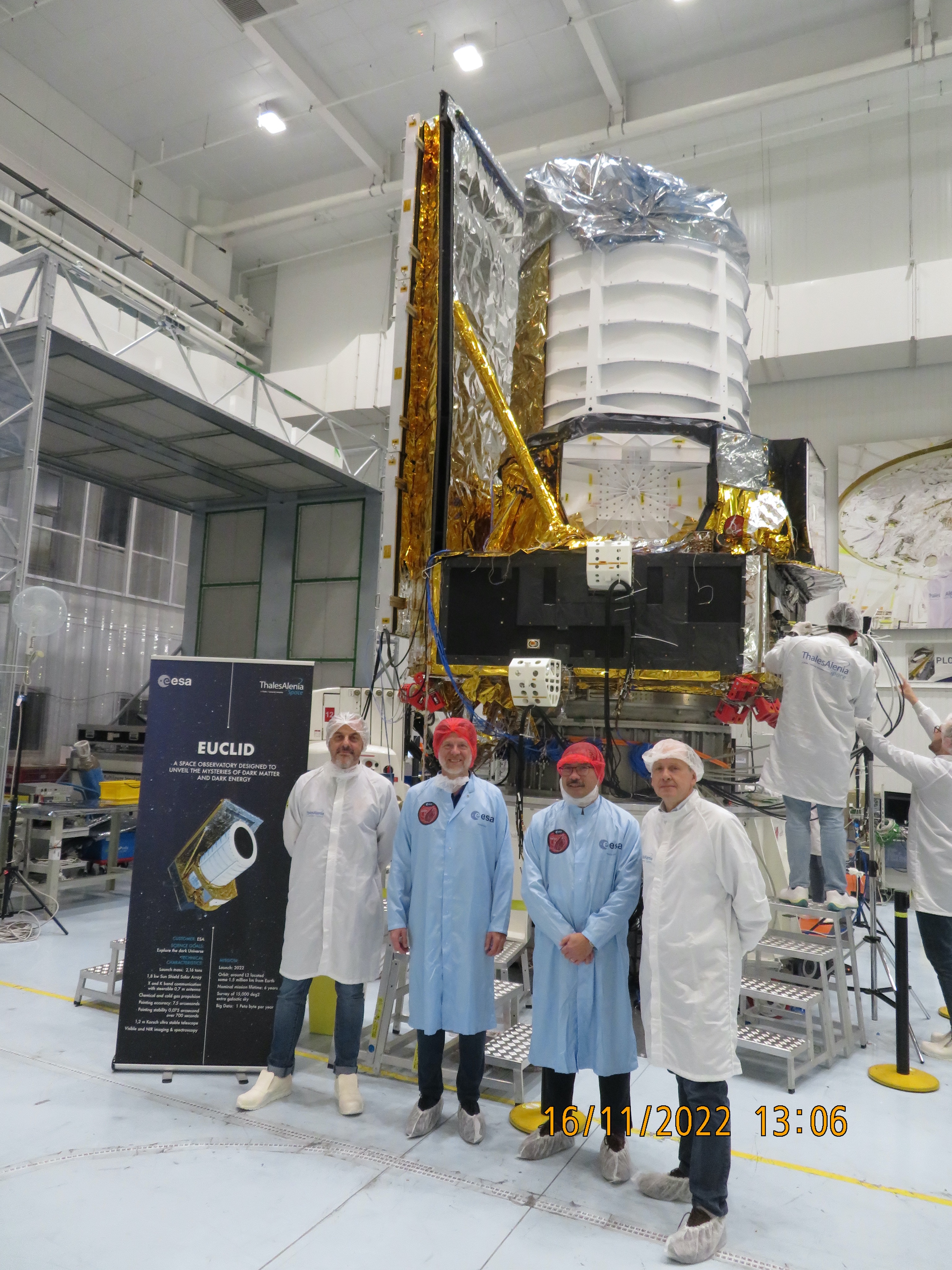 ESA's Euclid mission on Twitter: "1/ Finally close to the Euclid satellite!  ESA project manager (PM) Giuseppe Racca (middle left) and project scientist  René Laureijs (middle right) had this opportunity last Wednesday.