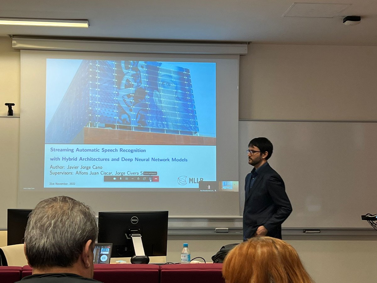 The MLLP's Javier Jorge Cano <a href="/javierjorgecano/">Javier J</a> has earned his PhD in Computer Science at <a href="/UPV/">Universitat Politècnica de València</a>, on the topic "#StreamingAutomaticSpeechRecognition with Hybrid Architectures and Deep Neural Network Models". Congratulations, Javi! 🎓 Read all about it: mllp.upv.es/mllp-member-ja…