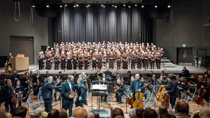 Jeremy Backhouse (@jeremybackhouse) on Twitter photo What a night! A privilege to conduct these fantastic forces on Saturday. <a href="/VivaceChorus/">Vivace Chorus</a> and <a href="/VasariSingers/">VasariSingers</a> in terrific voice, beautiful singing from <a href="/tniesser/">Thomas NieĆer</a>, great playing from Samuel Staples and the hard-working National Symphony Orchestra. Loads of lovely plaudits coming in! What a night! A privilege to conduct these fantastic forces on Saturday. <a href="/VivaceChorus/">Vivace Chorus</a> and <a href="/VasariSingers/">VasariSingers</a> in terrific voice, beautiful singing from <a href="/tniesser/">Thomas NieĆer</a>, great playing from Samuel Staples and the hard-working National Symphony Orchestra. Loads of lovely plaudits coming in!
