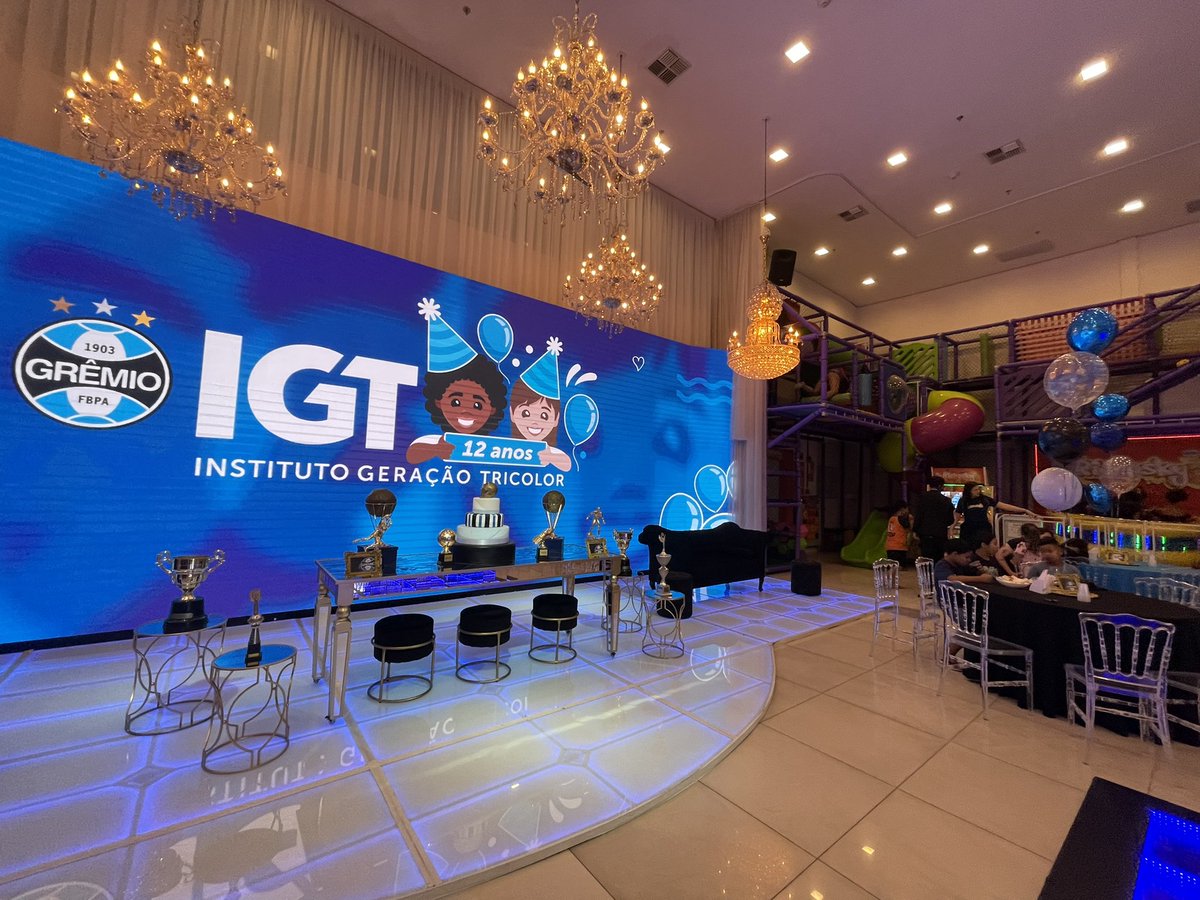 12 ANOS DE IGT 🥳🎂 Ontem, o <a href="/IGTGremio/">IGT - Grêmio</a> completou mais um ciclo de atuação social e de inclusão. Hoje, as crianças e jovens atendidos pela instituição celebram a data com muita brincadeira e diversão. São anos formando gerações Tricolores! 👏🏾