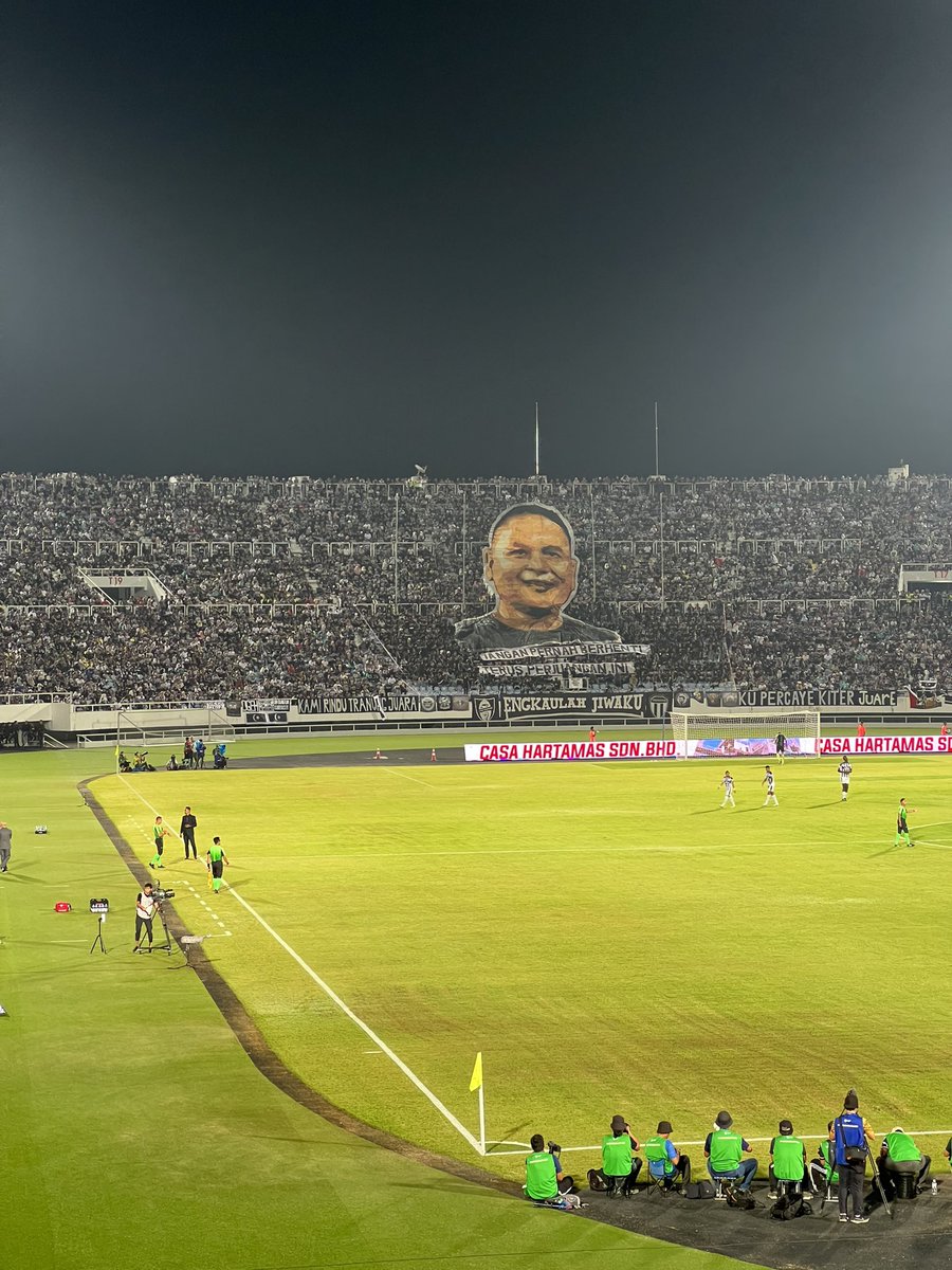 johnbadak's tweet photo. Benda kelakar 2022! kahkah https://t.co/kMxkG3fdHd