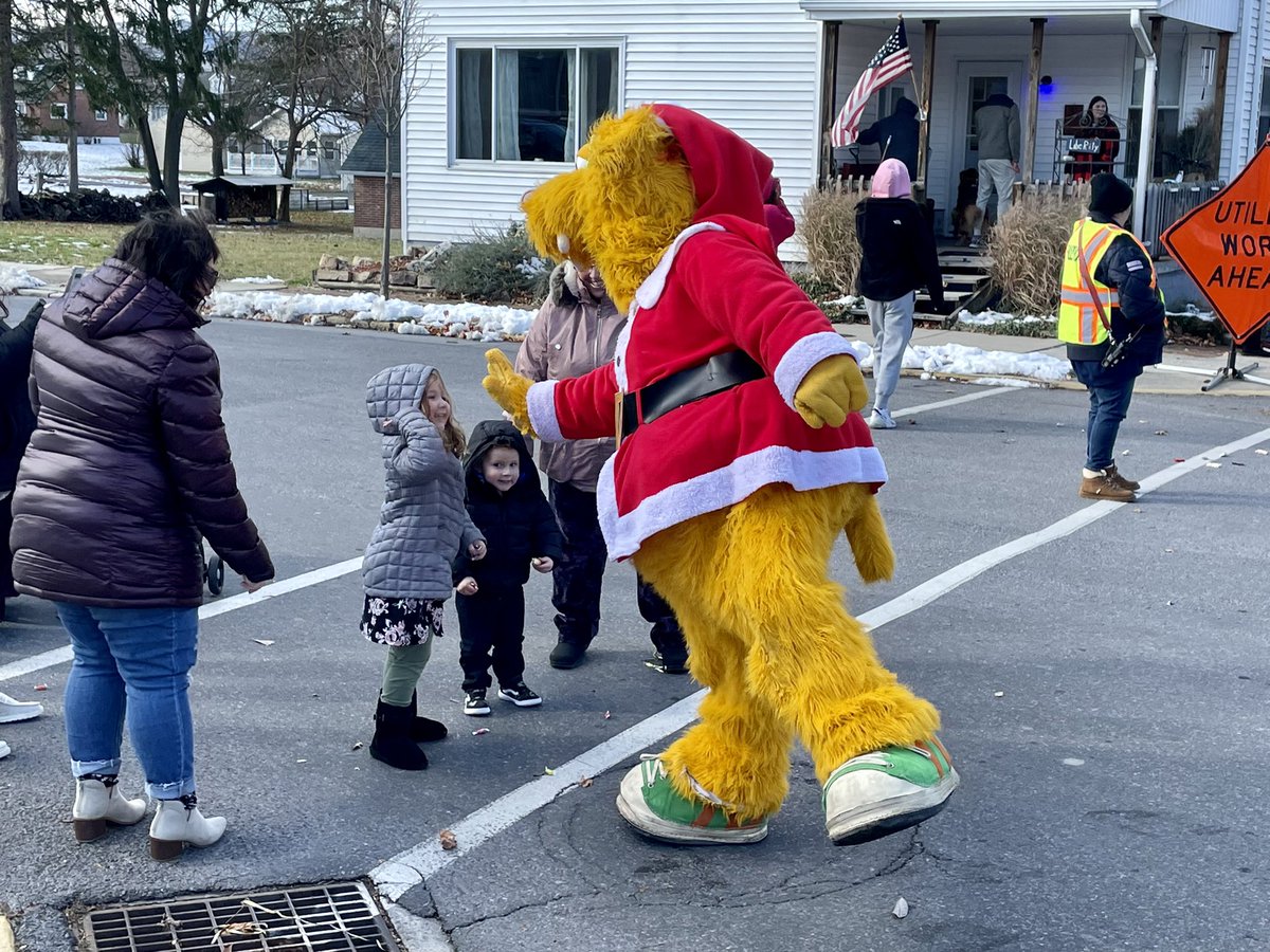 party_with_loco's tweet photo. Hollidaysburg Christmas Parade in the bag! Thanks to everyone who came out and stood in the cold. It was great seeing you all!!! Can’t wait for opening day!! #AlwaysBeLoco https://t.co/AgOzahMq73
