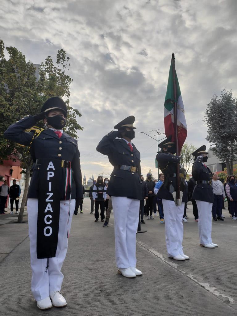 web_itapizaco's tweet photo. Participa la Escolta y la Banda de Guerra del Instituto en el desfile conmemorativo del 112 Aniversario del inicio de la Revolución Mexicana, organizado por el H. Ayuntamiento de Apizaco. https://t.co/tsL1VGTe2e