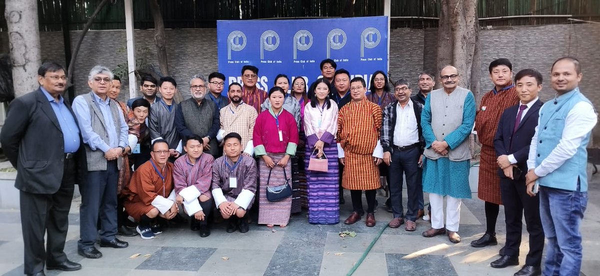 A delegation of journalists (pic) from #Bhutan 🇧🇹 visited the Press Club of India <a href="/PCITweets/">Press Club of India</a> for a formal interaction with the Office Bearers and Management Committee members.
The discussion covered issues including status of media, Gross Happiness Index etc.<a href="/MEAIndia/">Randhir Jaiswal</a> <a href="/FMBhutan/">Foreign Minister of Bhutan</a>