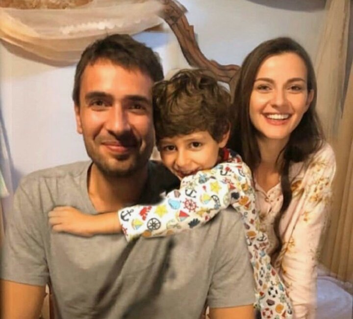 gamzegulsen_71's tweet photo. Hazirmiyiz .. #SakFandom
Son 10 dak.
#NefTahYiğ #UlRemDem #UlaşTunaAstepe #IremHelvacıoğlu #DemirBirinci https://t.co/9S7V63Jtm8