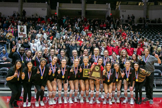 VYPEDFW's tweet photo. In their first-ever state tournament appearance, Colleyville Heritage Panther volleyball brings home gold!

READ: https://t.co/9d6OKZTEWC

#txhsvb #UILState #StateChamps https://t.co/ZRQIoXNXId