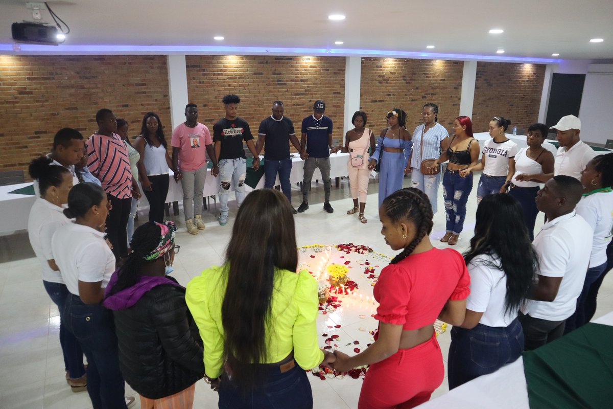gamvica's tweet photo. Conformamos la Red Participa por el Pacífico Nariñense
Líderes y lideresas de Tumaco y el Telembí, para hacer control social y veeduría ciudadana a diferentes obras, proyectos, programas e iniciativas de los PDET, para garantizar el desarrollo en su territorio.
#ParticipaNariño https://t.co/mLGfQ3mq5K