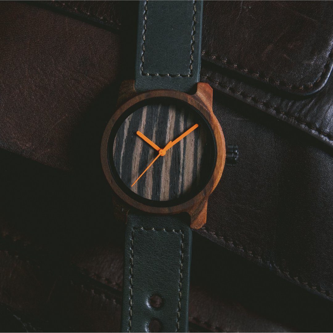 VIP EARLY BLACK FRIDAY 🎄 20% Sitewide 📢 - mailchi.mp/misturacanada/…

#blackdeals #blackfriday #blackfriday2022 #gift #christmasgift #misturacanada #misturawatches #uniquepiece #woodenwatches #artisan #watches #wood