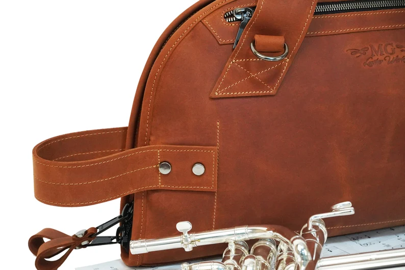 MG_Leather_Work's tweet photo. Piccolo Trumpet Bag by MG Leather Work
https://t.co/Ik1Tzsz7Pz
#trumpet #trumpetlife #trumpetlove #trumpetplayers #trumpets #trumpetswag #trumpette #trumpetlovers #trumpetbag #trumpetcase #brasswind #trompeta #trompete #trompette #trompet #mgleatherwork #mglw https://t.co/UgrT077MFR