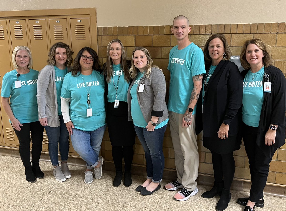 It’s a pop up jeans 👖 day <a href="/StJosephSchools/">St. Joseph School District</a> to support <a href="/UnitedWayStJoe/">United Way St Joseph</a>! #Caringiscool #twinning
