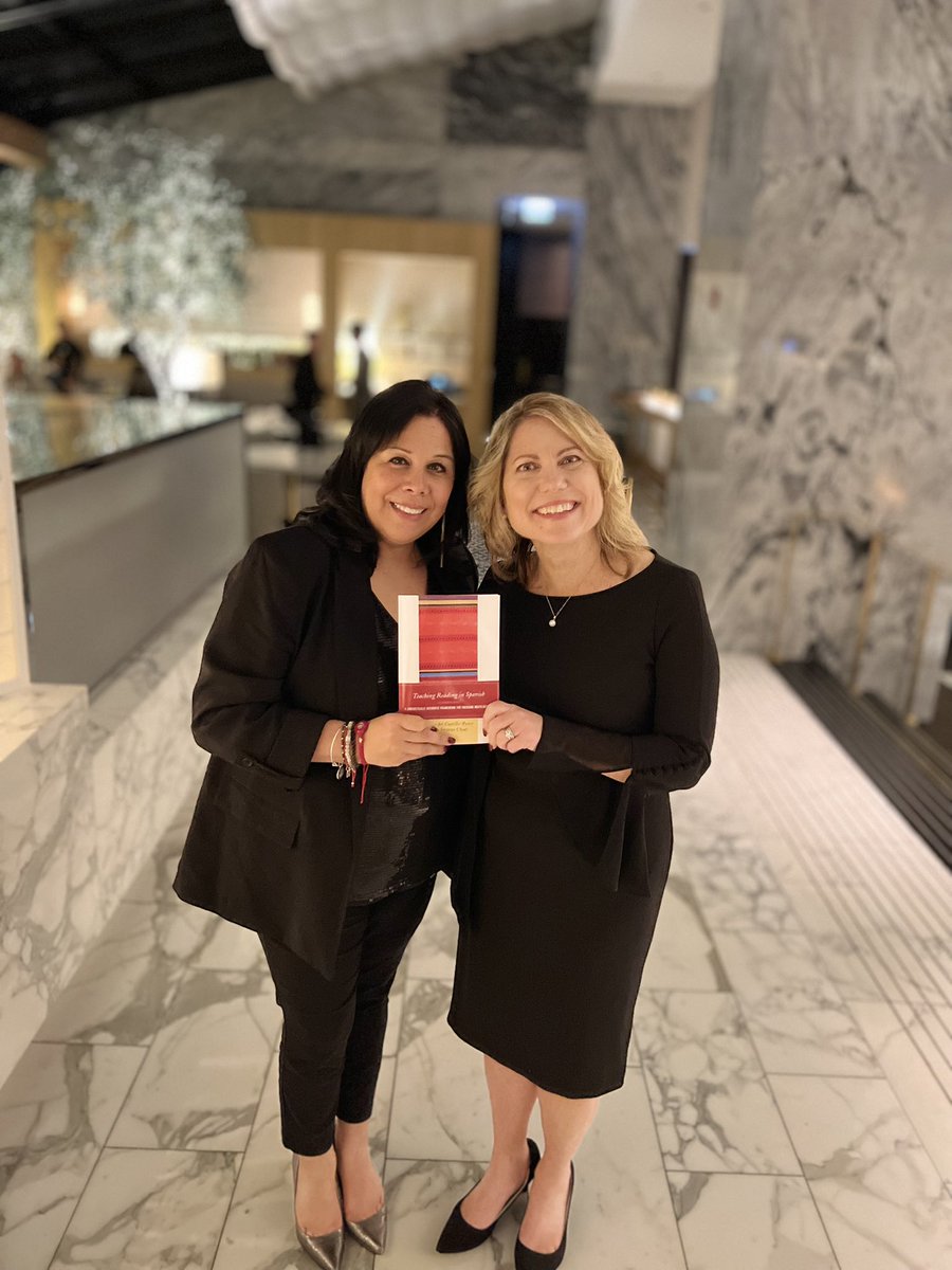 ViaEdConsulting's tweet photo. What a wonderful dinner with @IllinoisALAS. A night of good food, great people, and interesting conversation #IALAS #TeachingReadinginSpanish https://t.co/I2nUfMiAsT