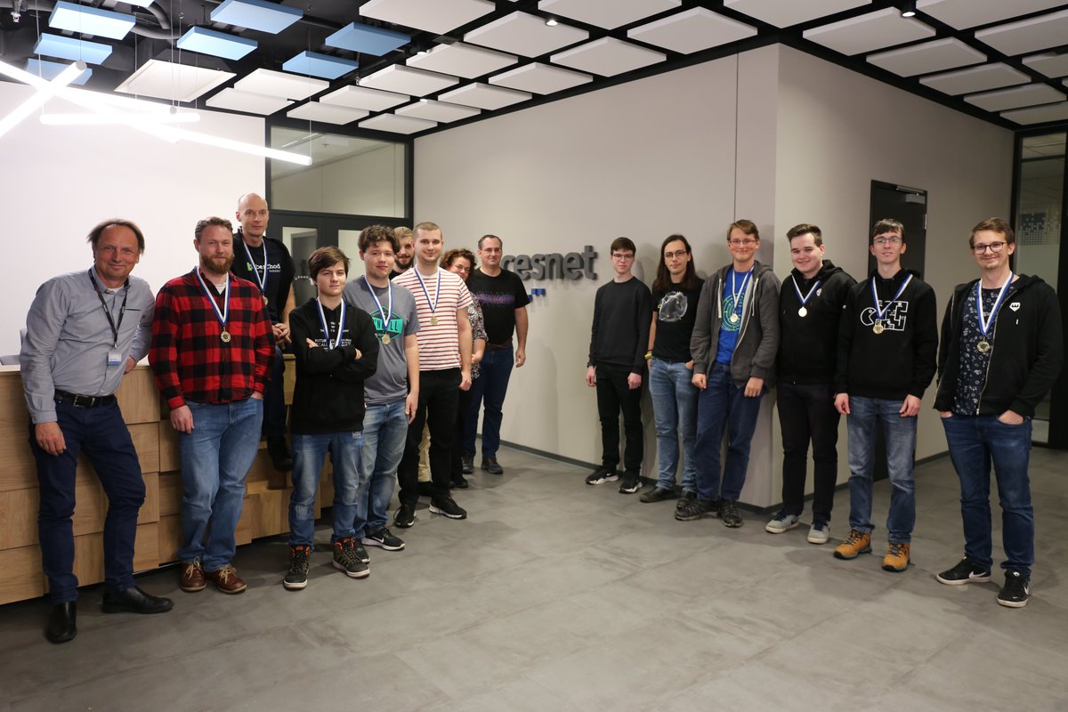 CESNET_cz's tweet photo. Slavnostní vyhlášení naší #CTF soutěže #TheCatch právě proběhlo! Gratulujeme vítězům. Těšíme se zase za rok. #propojujemevedu #cesnet https://t.co/35YYeIFVi1
