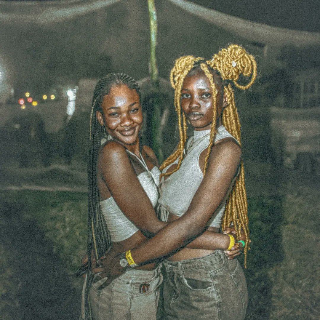 _Stunningmag's tweet photo. PREMIA FAAJI is an event by @nowsoundsfriday that brought together a lot of young adults to have fun, party, enjoy art, music, and most importantly, network and hang out with like-minded people.

1/

Tag who you recognize. https://t.co/uqz1IQ0ZU0
