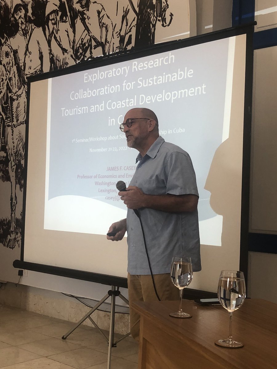 #CubaSEconference2022 last 🇺🇸 professor Jim Cassey presentation #ecoturism #coastaldevelopment