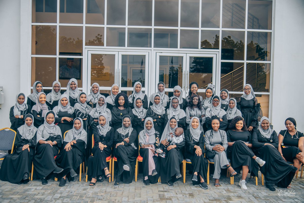 Ummesa_Official's tweet photo. Introducing our Latest Doctors-To-Be: The Hybrid Class of 2021😎 https://t.co/kpecIG8FNo
