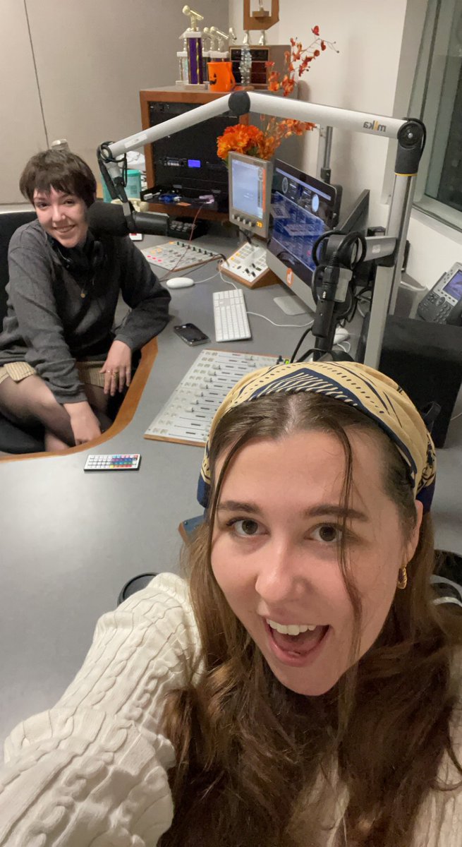 Joining <a href="/hmasonaz/">hannah</a> on her <a href="/BlazeRadioASU/">Blaze Radio</a> show! tune in! (Right now!)