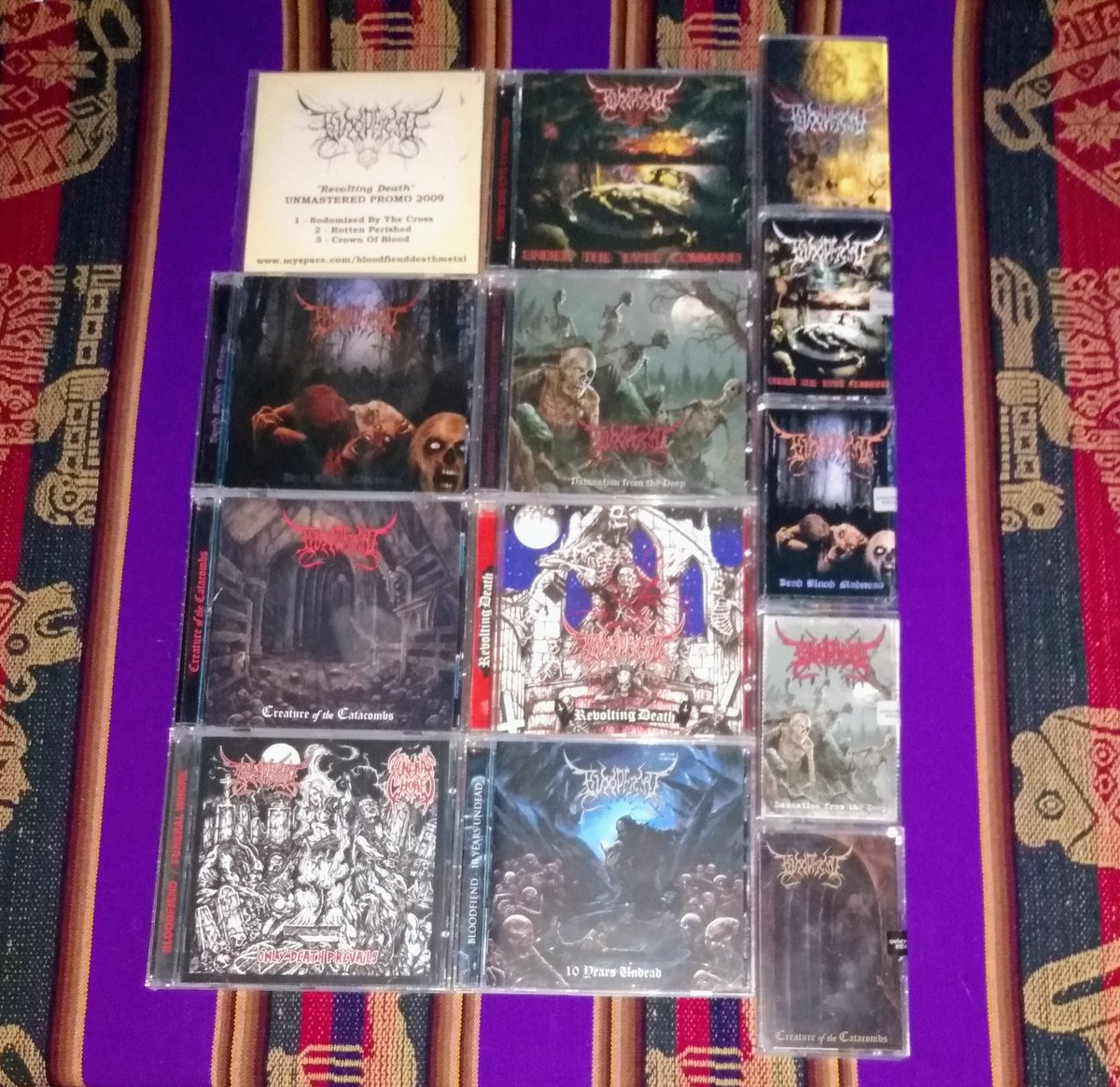 Entre las bandas que presentaremos este miércoles a las 21 se encuentra Bloodfiend. Con 13 años de carrera, se encuentran preparando su quinto álbum de estudio. Este miércoles tocarán junto a I am Morbid y The Troops of Doom, y el 18/12 encabezarán su propio show en Uniclub.