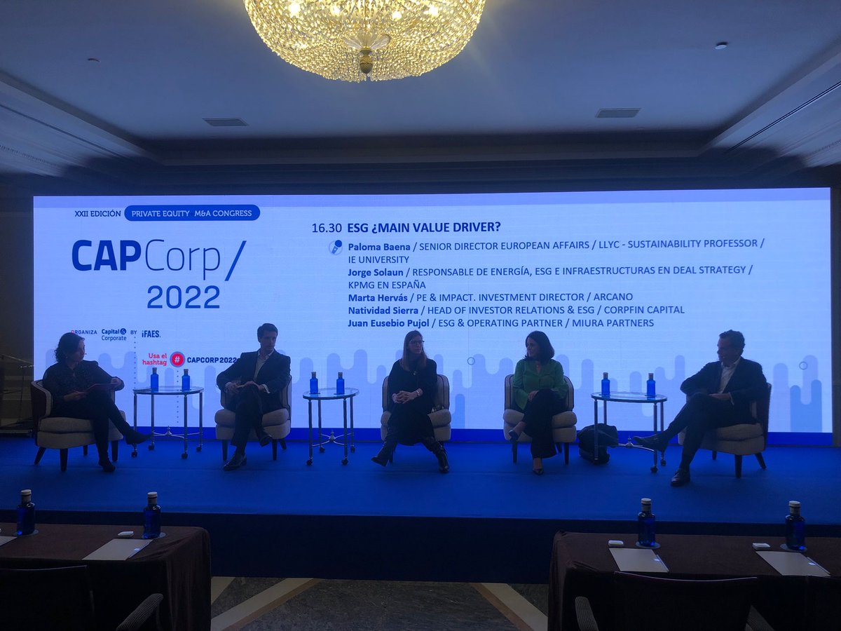 KPMG_ES's tweet photo. 💬 Jorge Solaun, responsable de Energía, ESG e Infraestructuras en Deal Strategy: “Las empresas excelentes en ESG disfrutan de un múltiplo de valoración mayor”. Un ejemplo es un sector intensivo en energía, en los que la eficiencia se traduce en mejores cash flows.
#CapCorp2022 https://t.co/I4rBOca8qu