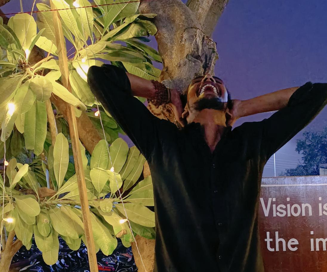 Nitinvishvan's tweet image. How is?